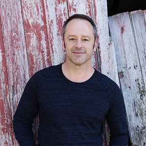 Photo Gil Bellows