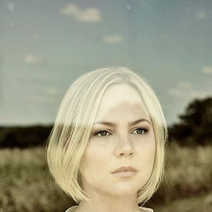 Photo Adelaide Clemens