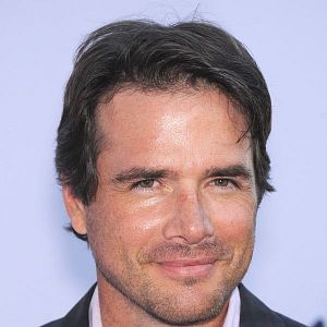 Photo Matthew Settle