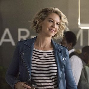 Photo Jenna Elfman