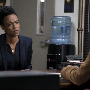 Photo Shades of Blue : une flic entre deux feux