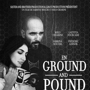Photo En Ground and Pound
