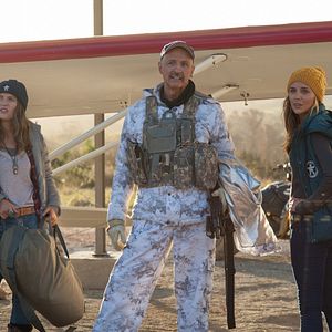 Photo Tremors 6: A Cold Day In Hell