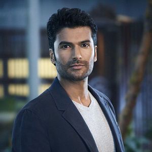 Photo Sendhil Ramamurthy