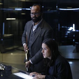 Photo Shannon Woodward