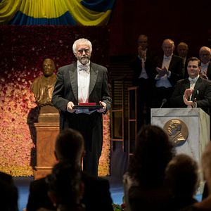 Photo Jonathan Pryce