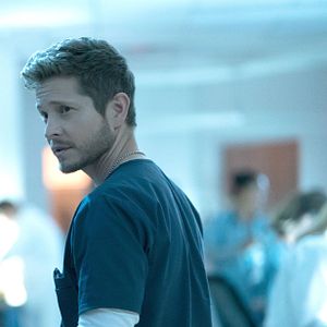 Photo Matt Czuchry