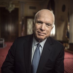 Photo John McCain: For Whom the Bell Tolls