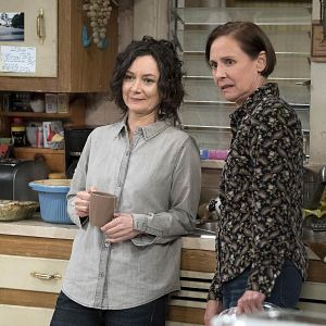 Photo Laurie Metcalf