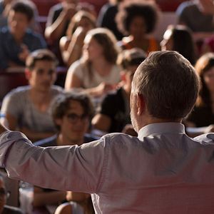 Photo Un Homme Pressé