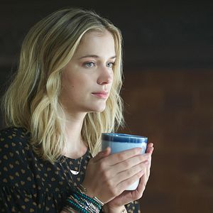 Photo Elizabeth Lail