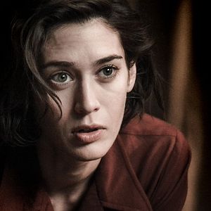 Photo Lizzy Caplan