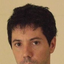 Photo Agustín Mendilaharzu