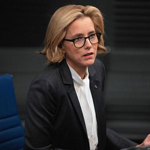 Photo Tea Leoni