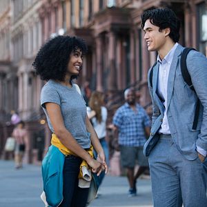 Photo Charles Melton