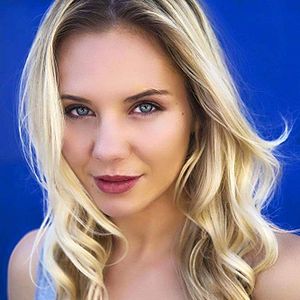 Photo Amy Johnston (II)