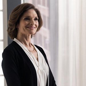 Photo Mary Elizabeth Mastrantonio