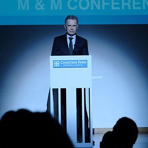 Photo Bruce Greenwood