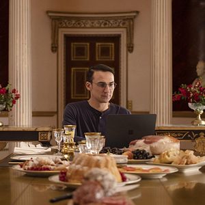 Photo Henry Lloyd-Hughes