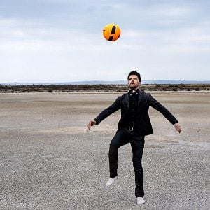 Photo Dominic Cooper