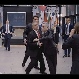 Photo The 90 Minute War