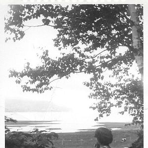 Photo La Fille Du Cratère