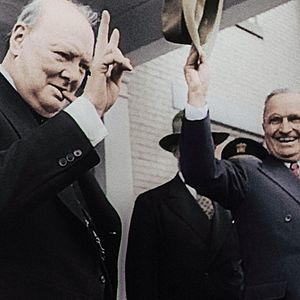 Photo Apocalypse, la guerre des mondes : 1945-1991