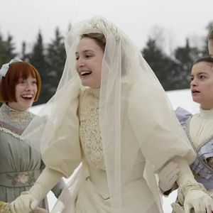 Photo Anne with an "E"