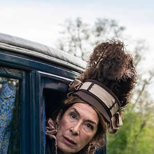 Photo Adele Neuhauser