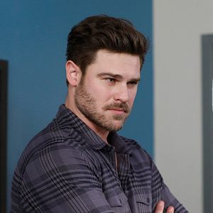 Photo Grey Damon