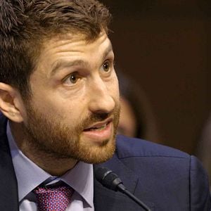 Photo Derrière nos écrans de fumée