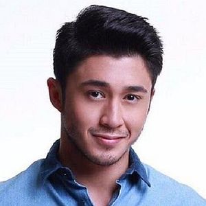 Photo Arron Villaflor