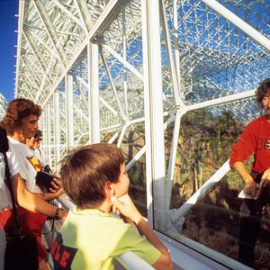 Photo Spaceship Earth