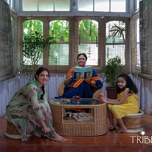Photo Tribhanga