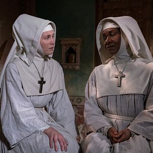 Photo Black Narcissus