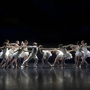 Photo Le Lac des cygnes (Chaillot-FRA Cinéma)