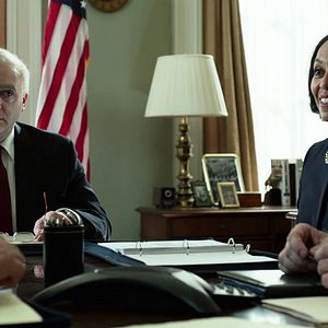 Photo The Looming Tower