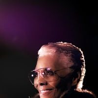 Photo Dionne Warwick: Don't Make Me Over