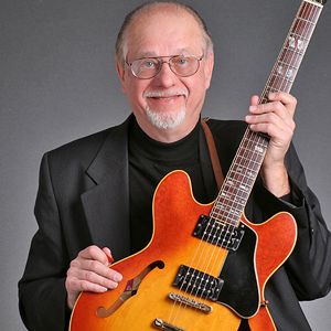 Photo Dennis Coffey