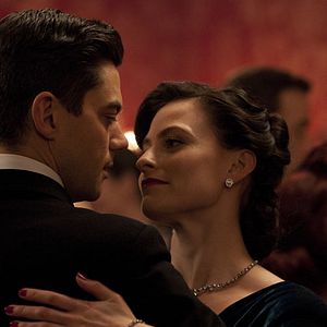Photo Lara Pulver