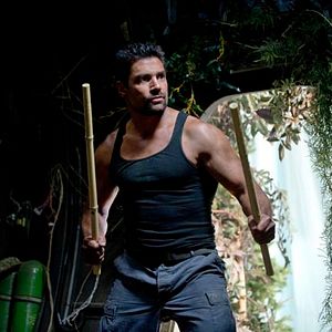 Photo Manu Bennett