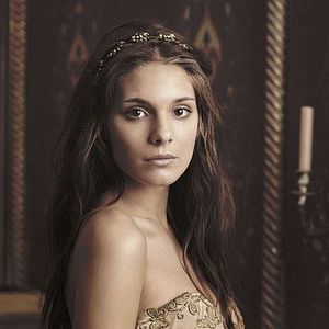 Photo Caitlin Stasey