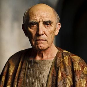 Photo Donald Sumpter