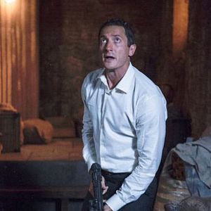 Photo Sasha Roiz