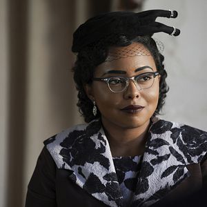 Photo Adrienne Warren