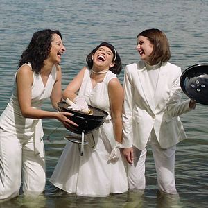 Photo Three Busy Debras