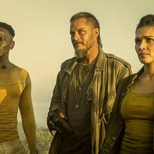 Photo Raised By Wolves (2020)