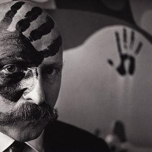 Photo Pierre Pinoncelli, l’artiste à la phalange coupée