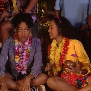 Photo Sister, Sister