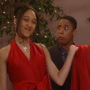 Photo Sister, Sister